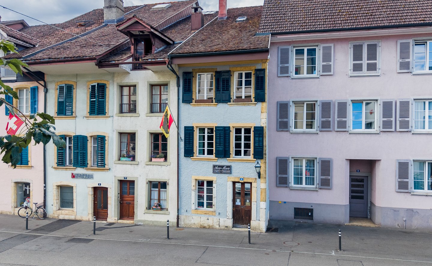 Historisches Reihenhaus in Nidau