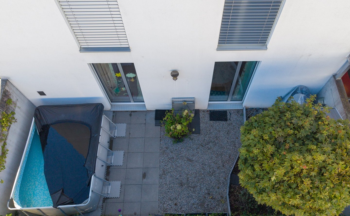 Wohnung mit Hobbyraum, Balkon und Sitzplatz