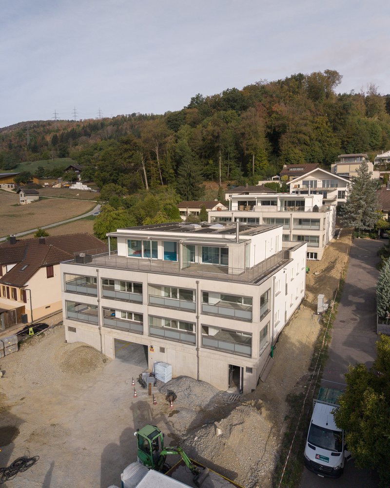 zwei Mehrfamilienhäuser in Lengnau