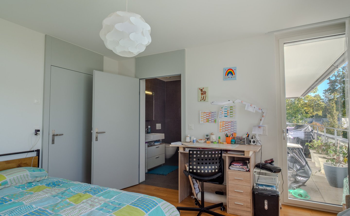 Wohnung mit Hobbyraum, Balkon und Sitzplatz